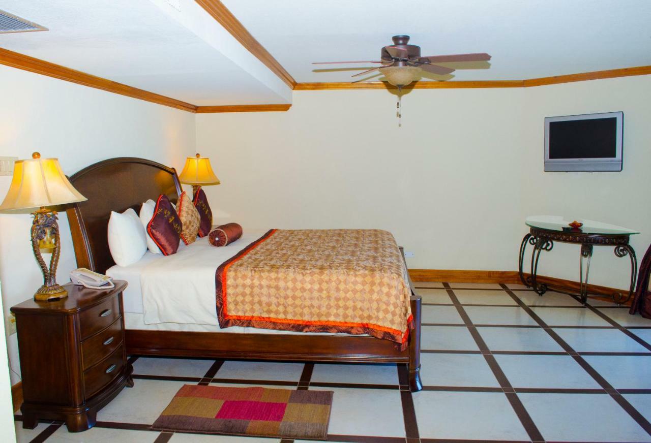 Accra Beach Hotel Крайст-Черч Экстерьер фото