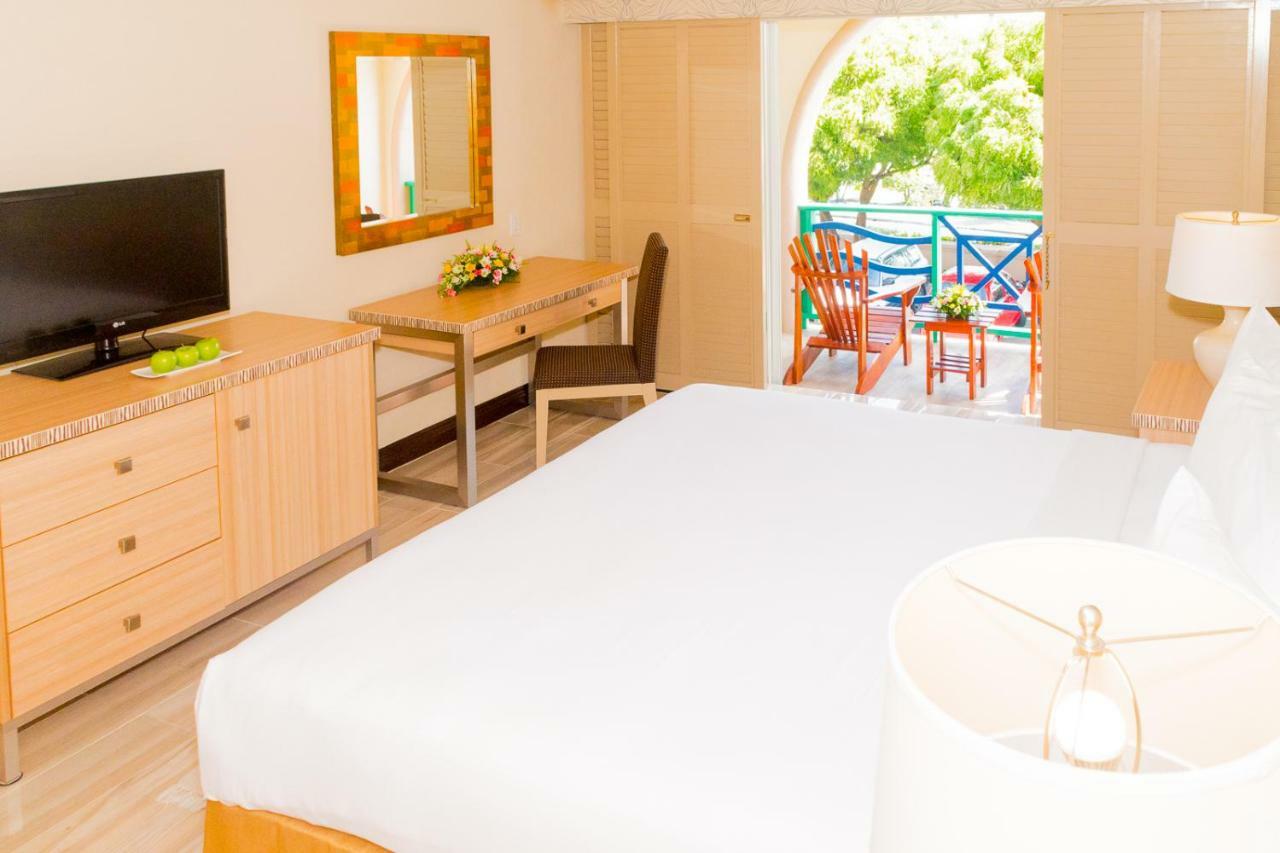 Accra Beach Hotel Крайст-Черч Экстерьер фото